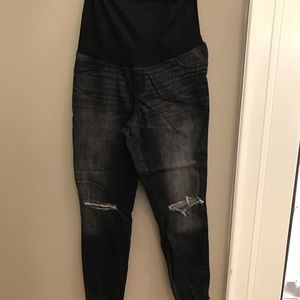 Maternity Skinny Jeans. Black/Grey
